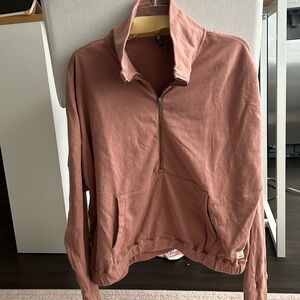 Women’s Vuori Quarter Zip Pullover in Large